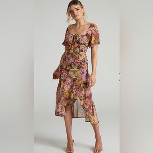 Beautiful midi dress from Showpo.